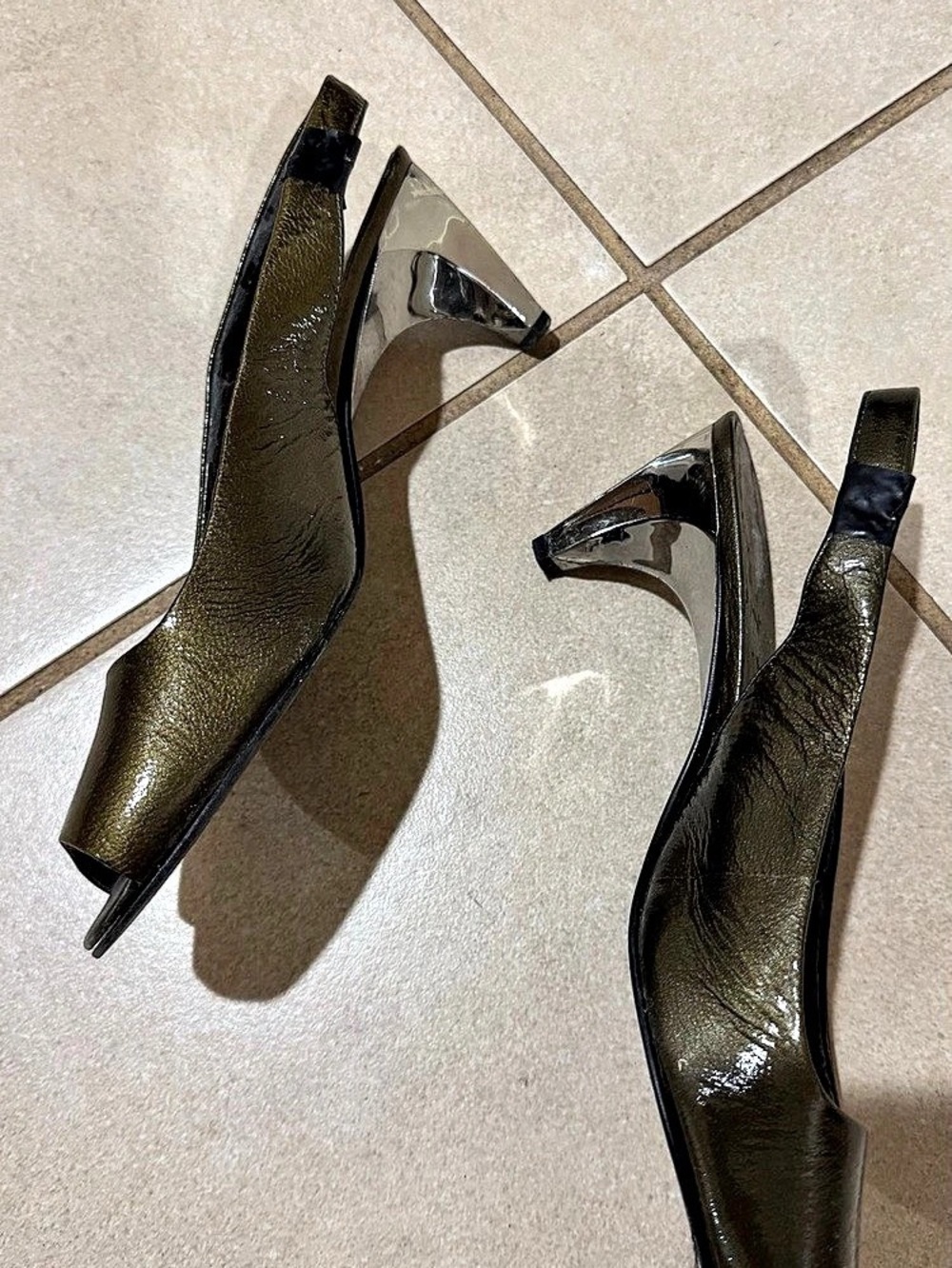 Nine West Olive Green & Silver Metallic Heels